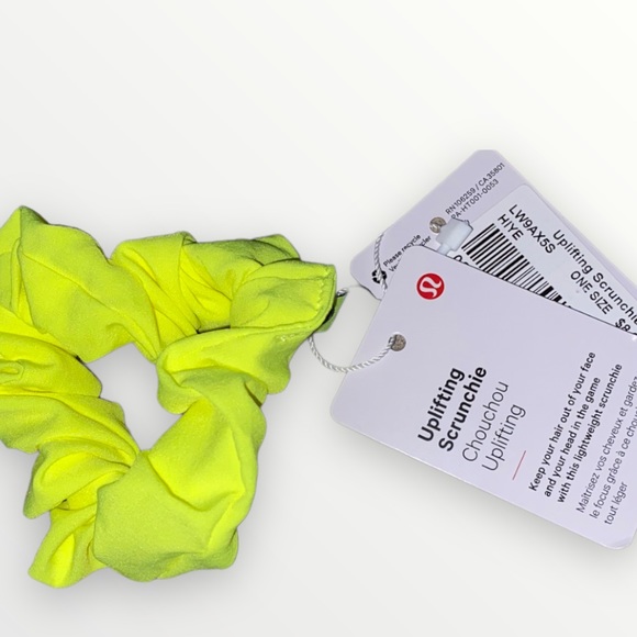 💰 SOLD 💰 FREE Add - On ! NWT Lululemon Uplifting Scrunchie ! - Picture 2 of 2